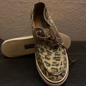 Womens Sperry Shoes 9 cheetah print